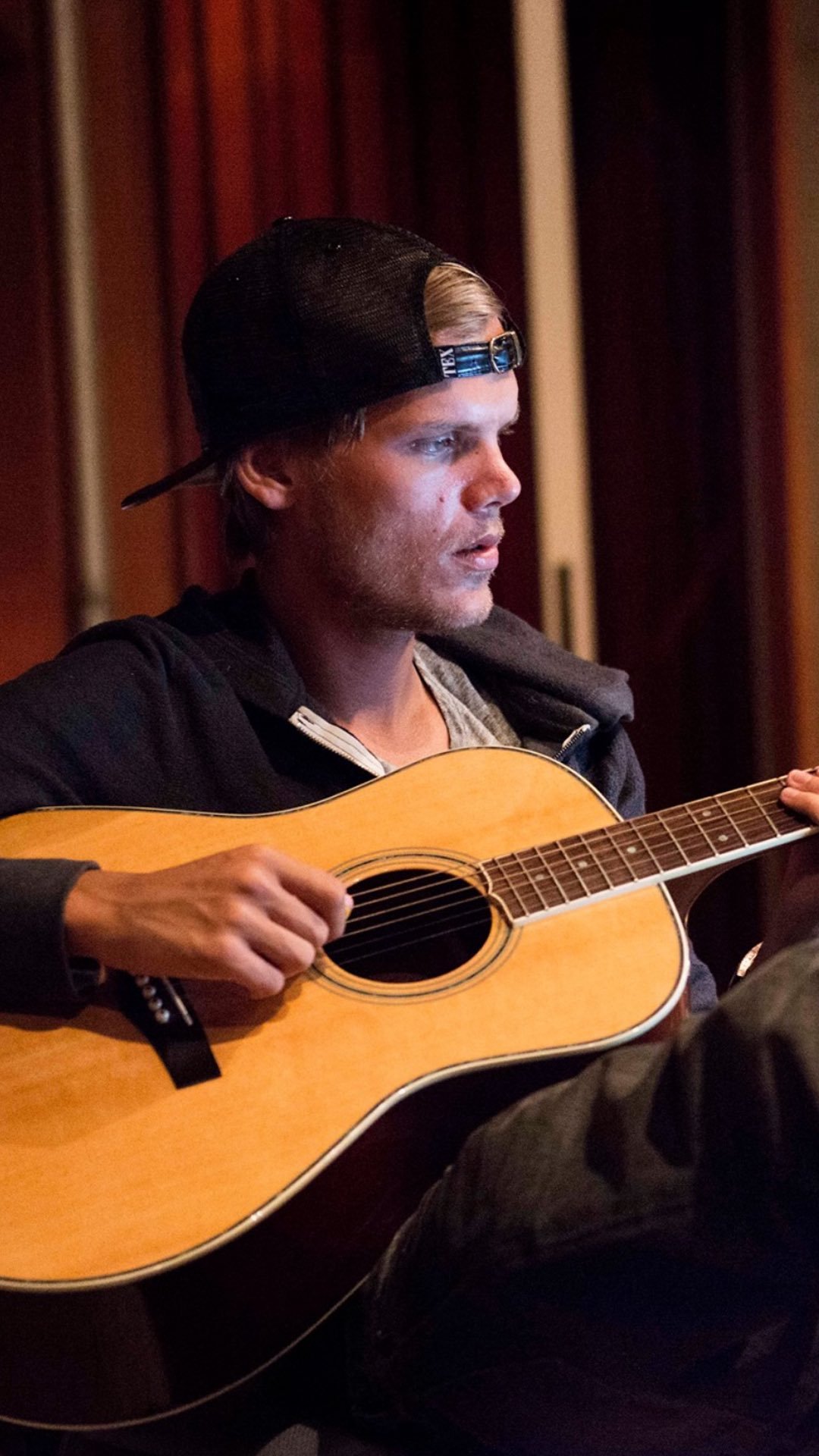 Avicii’s Final DJ Set Has Finally Been Released in Full